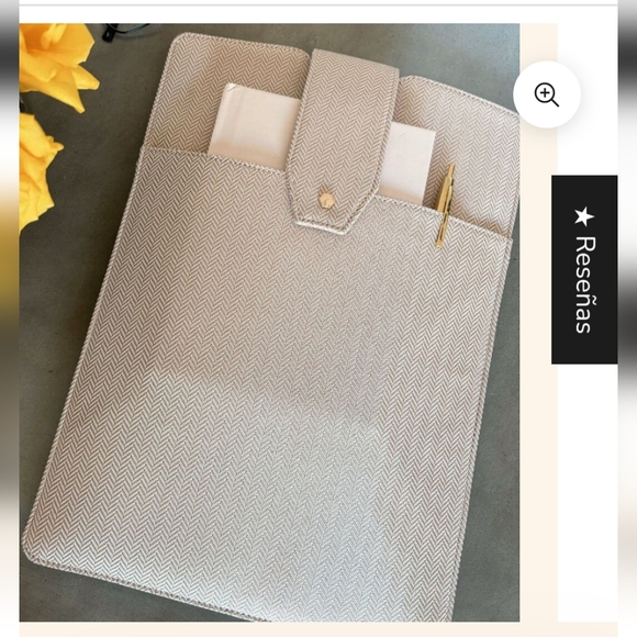 The Daily Laptop Clutch - Picture 2 of 8